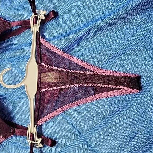 JESSICA SIMPSON - Picture 7 of 9